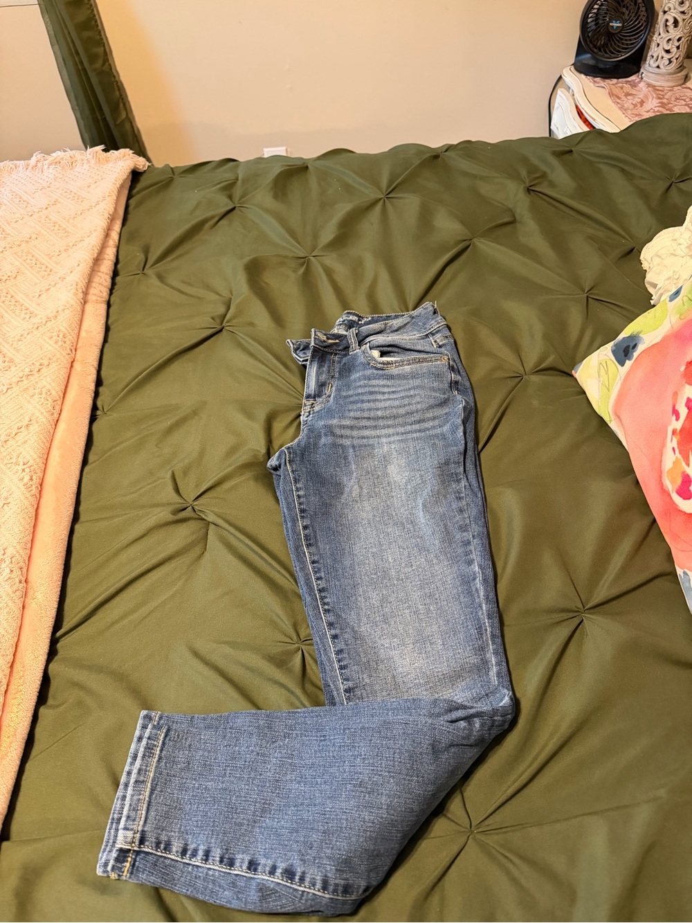 Maurices Women's Cropped Jeans
